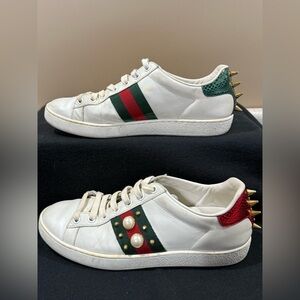 GUCCI 37 Sneakers STUDS 6 Pearls LEATHER White